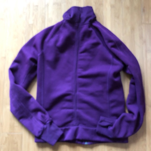 Lululemon Lululemon Keep It Cozy Jacket
Plum - Picture 9 of 9